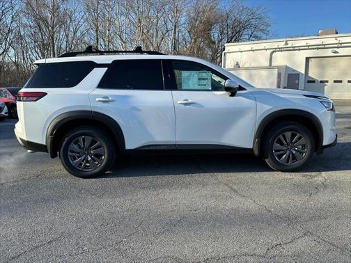 2025 Nissan Pathfinder SV 4WD
