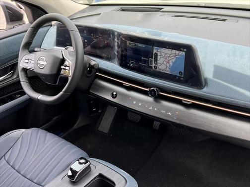 2025 Nissan ARIYA PLATINUM+