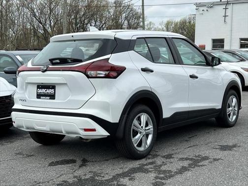 2025 Nissan Kicks S