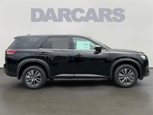 2025 Nissan Pathfinder S 4WD