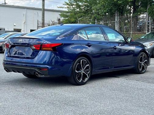 2024 Nissan Altima SR FWD