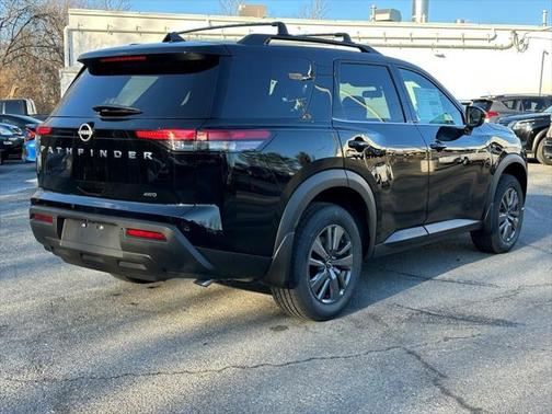 2025 Nissan Pathfinder SV 4WD