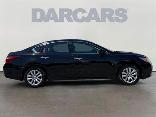 Super Black 2018 Nissan Altima 2.5 S