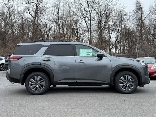 2025 Nissan Pathfinder SV 4WD