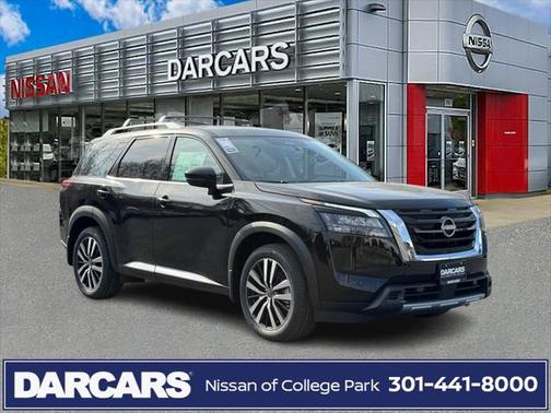2025 Nissan Pathfinder Platinum 4WD