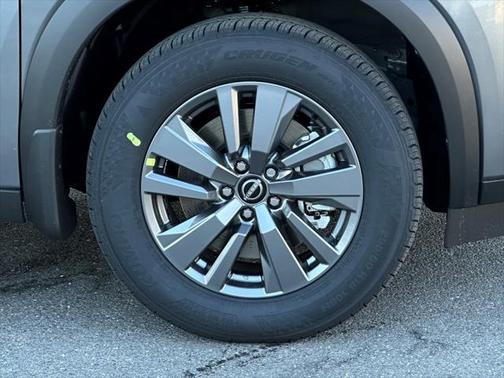 2025 Nissan Pathfinder S 4WD