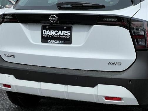 2025 Nissan Kicks S