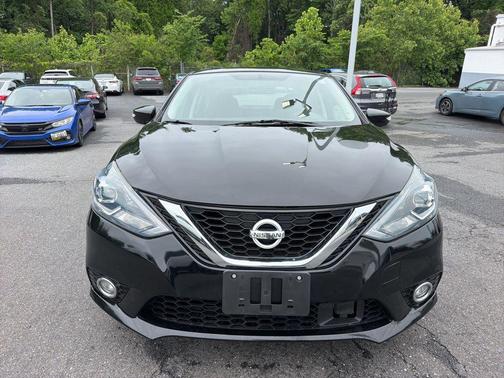 Super Black 2019 Nissan Sentra SR