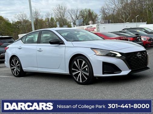 2023 Nissan Altima SR FWD