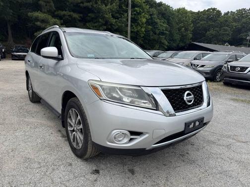 Brilliant Silver 2014 Nissan Pathfinder SV