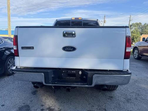2005 Ford F-150 Lariat SuperCrew
