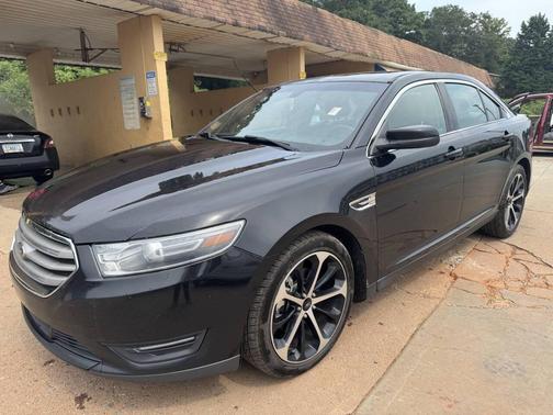 2016 Ford Taurus SEL