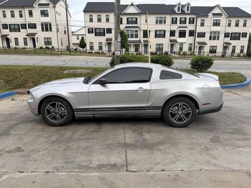 Brilliant Silver Metallic 2010 Ford Mustang Base