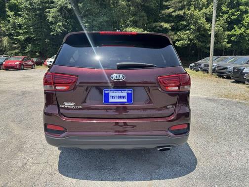 Sangria 2019 Kia Sorento LX