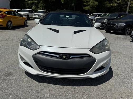 2013 Hyundai Genesis Coupe 3.8 Track