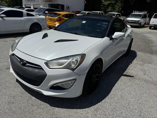 2013 Hyundai Genesis Coupe 3.8 Track