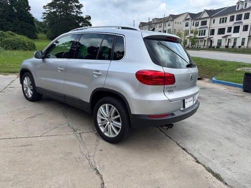 2012 Volkswagen Tiguan SE