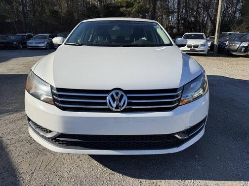 2014 Volkswagen Passat 1.8T S