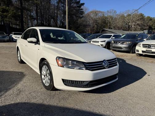 2014 Volkswagen Passat 1.8T S