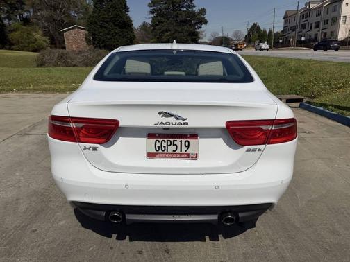 2017 Jaguar XE 35t Premium