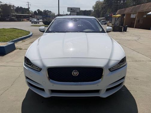 2017 Jaguar XE 35t Premium