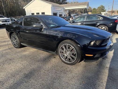 2010 Ford Mustang Base