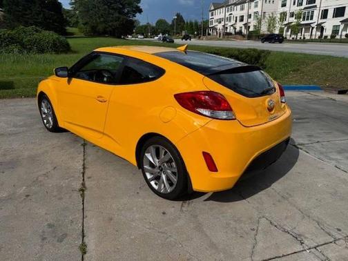 2016 Hyundai Veloster Base