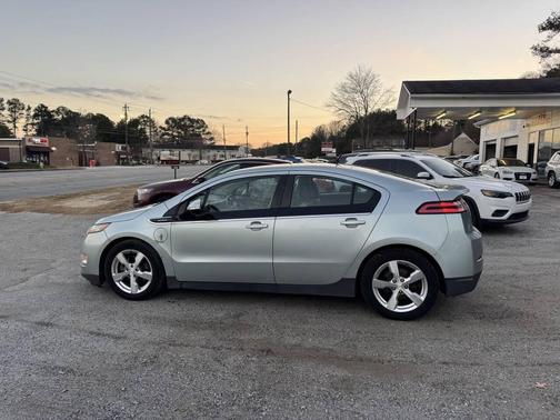2011 Chevrolet Volt Base