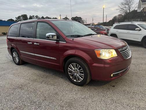 2011 Chrysler Town & Country Limited