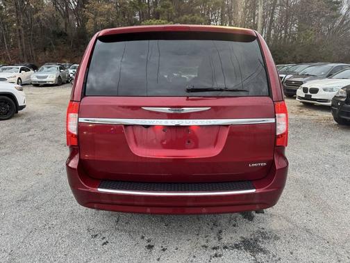 2011 Chrysler Town & Country Limited