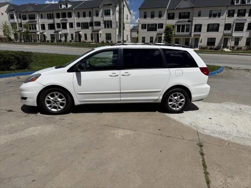 2008 Toyota Sienna LE