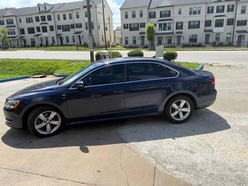 2014 Volkswagen Passat 1.8T S
