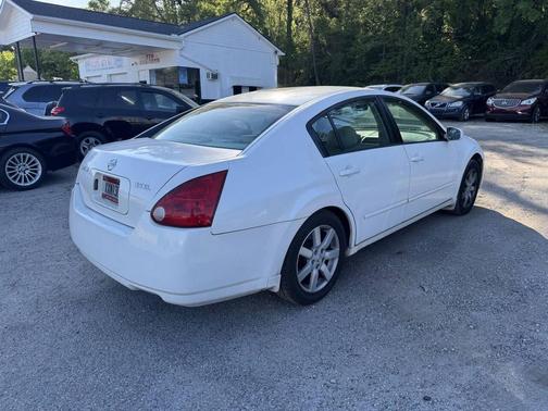 Winter Frost Pearl 2005 Nissan Maxima SL