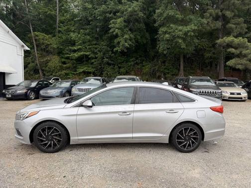 Symphony Silver 2016 Hyundai SONATA SE