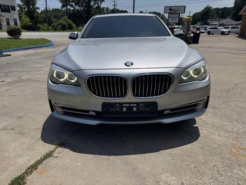 2014 BMW 740 740i 4dr Sedan