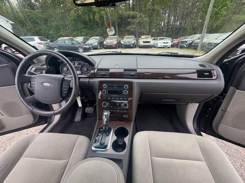 Black Clearcoat 2008 Ford Taurus SEL