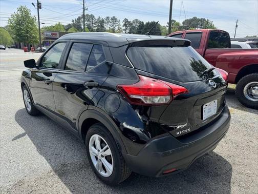 2019 Nissan Kicks SR