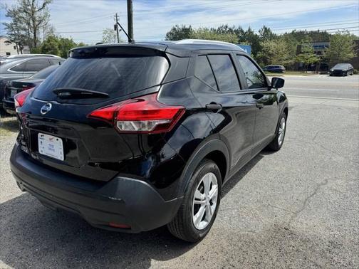 2019 Nissan Kicks SR