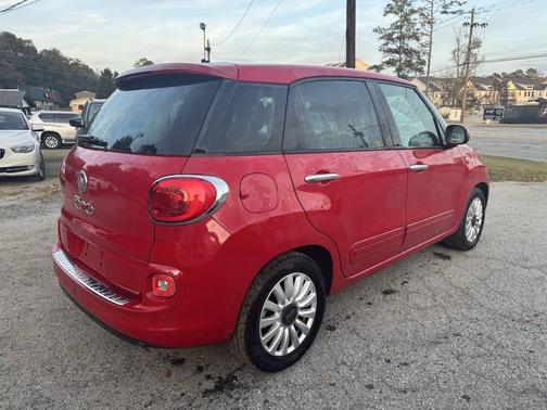 2014 FIAT 500L Easy 4dr Hatchback