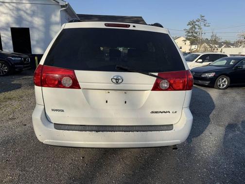 2008 Toyota Sienna LE