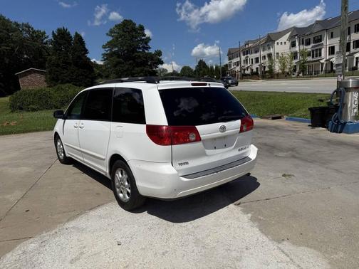 2008 Toyota Sienna LE