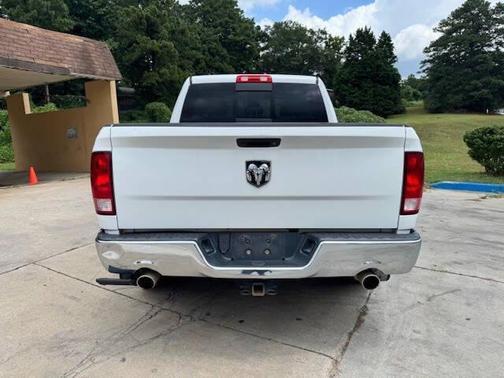 2018 RAM 1500 ST