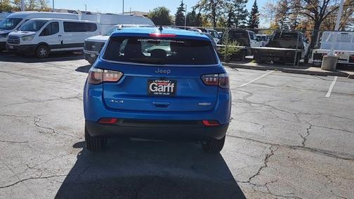 2017 Jeep Compass LATITUDE