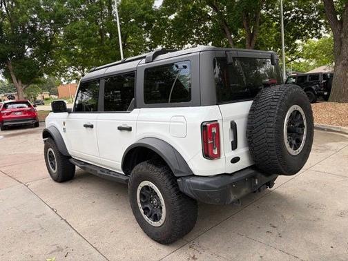 OXFORD WHITE 2022 Ford Bronco BADLANDS