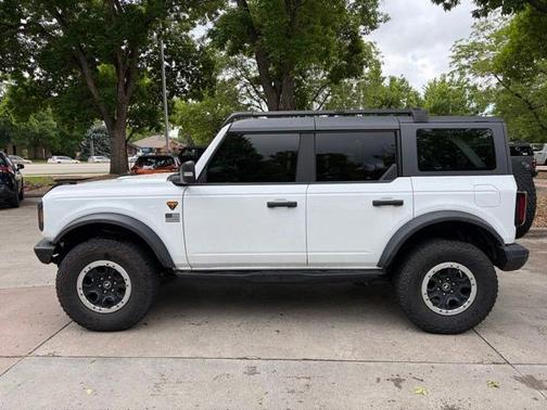 OXFORD WHITE 2022 Ford Bronco BADLANDS
