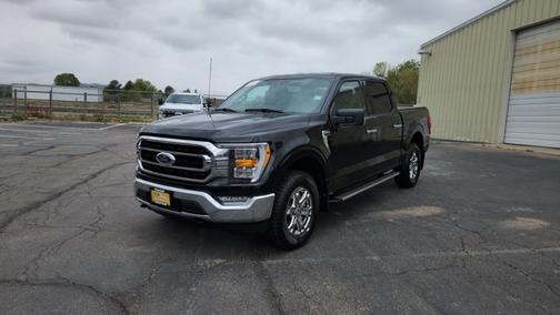 AGATE BLACK METALLIC 2023 Ford F-150 XLT