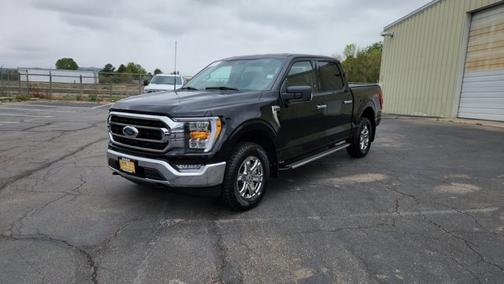 AGATE BLACK METALLIC 2023 Ford F-150 XLT