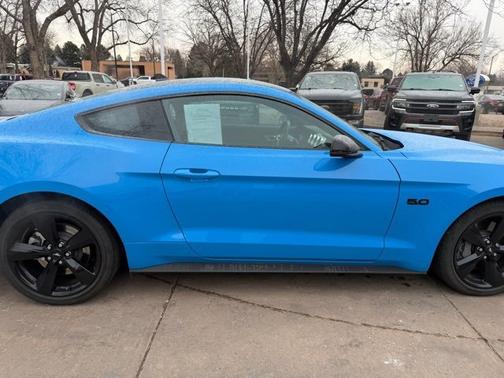 2022 Ford Mustang GT PREMIUM