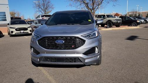 2022 Ford Edge ST
