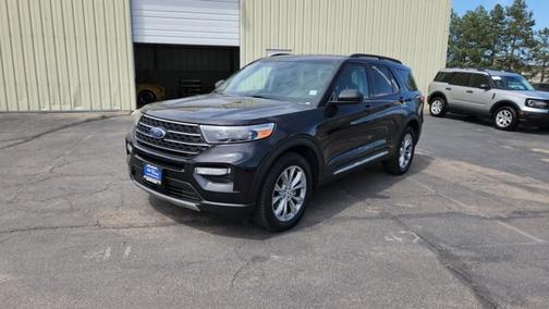AGATE BLACK METALLIC 2023 Ford Explorer XLT